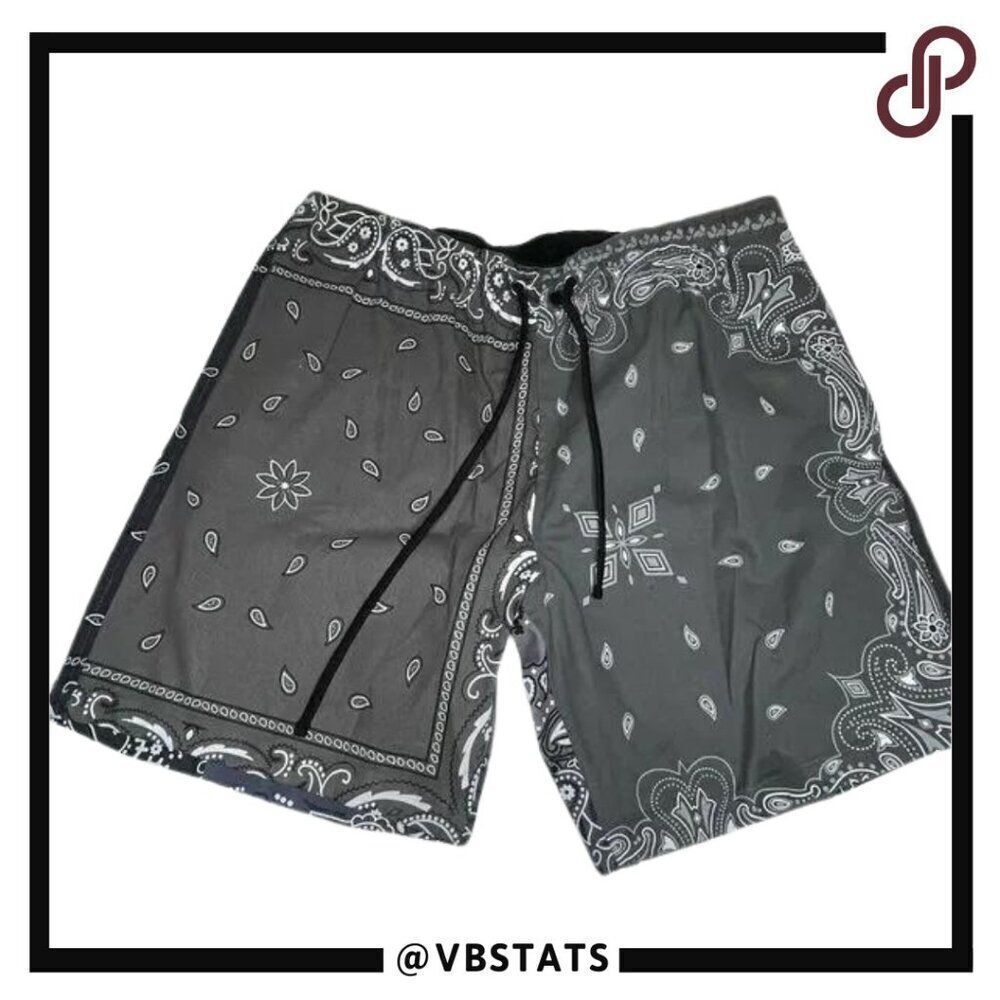 mnml Gray and White Paisley Design‎ Every Day Short in size XXXL